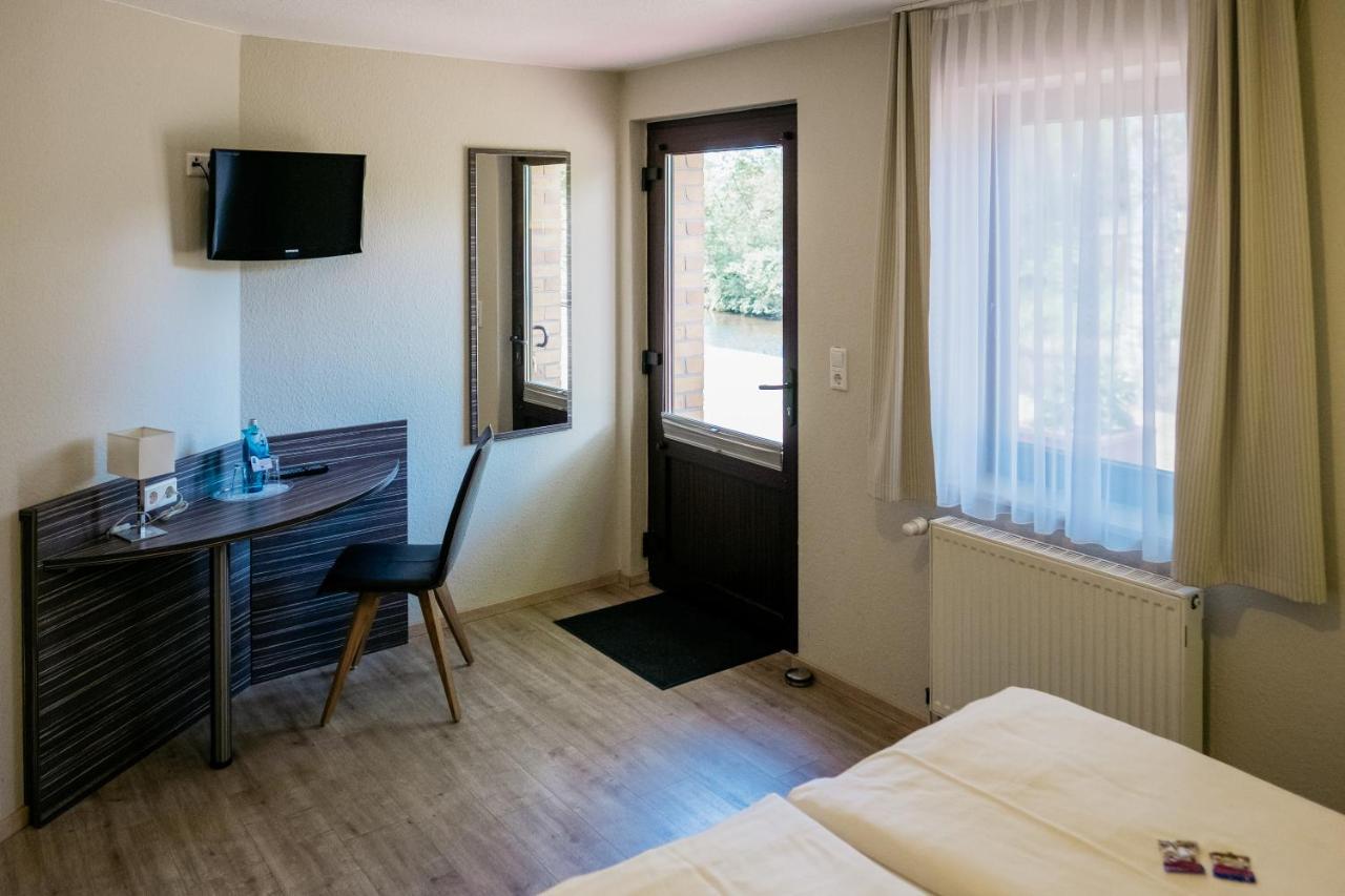 Bootshaus Hotel Bedekaspel Ngoại thất bức ảnh