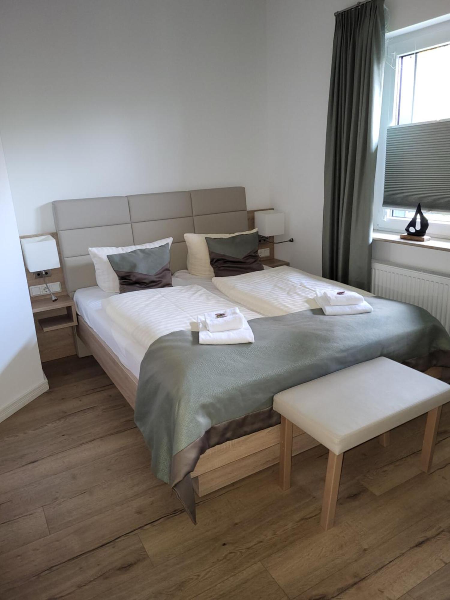 Bootshaus Hotel Bedekaspel Ngoại thất bức ảnh